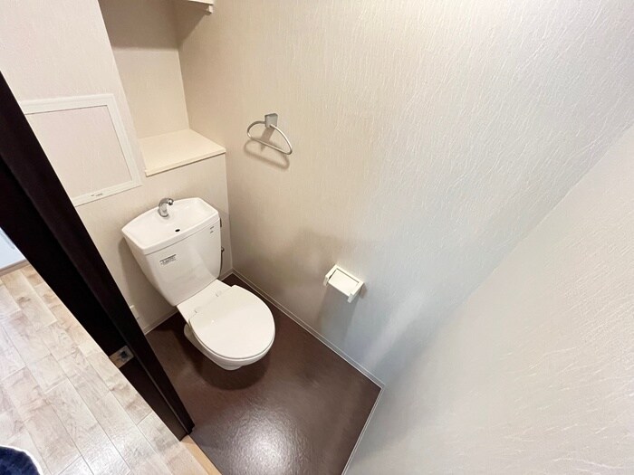 物件内観写真15　(トイレ)