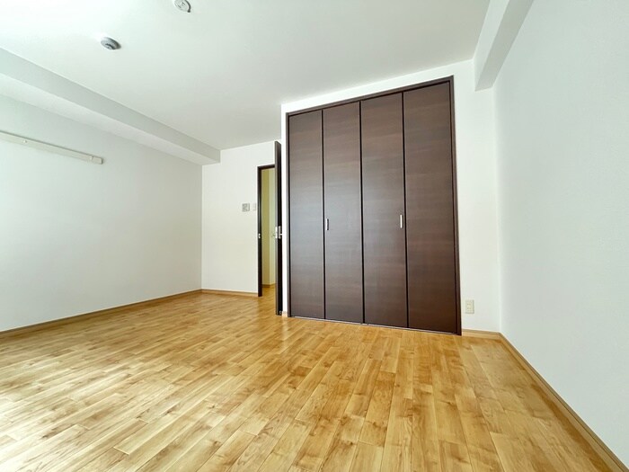 物件内観写真17　(居室)