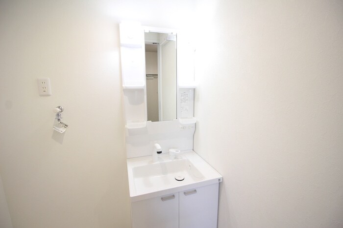 物件内観写真9　(洗面)