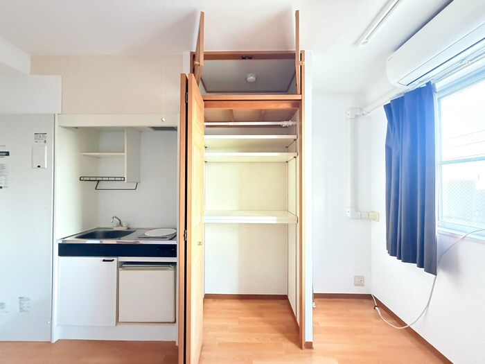 物件内観写真15　(収納)