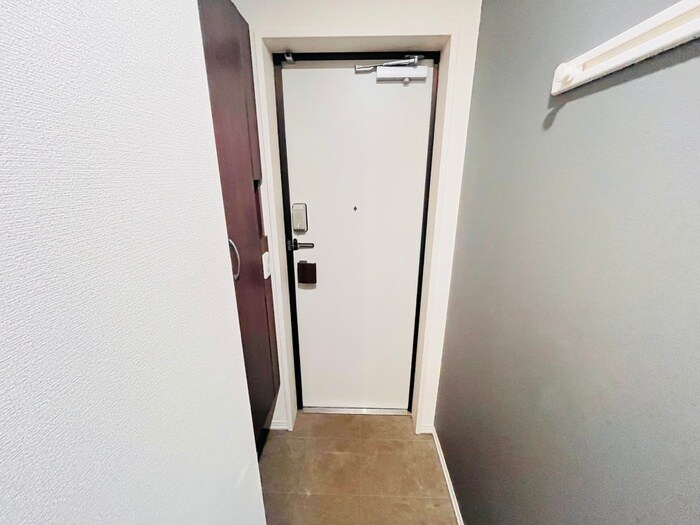 物件内観写真15　(玄関)
