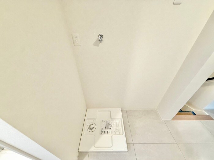 物件内観写真15　(洗濯機置場)