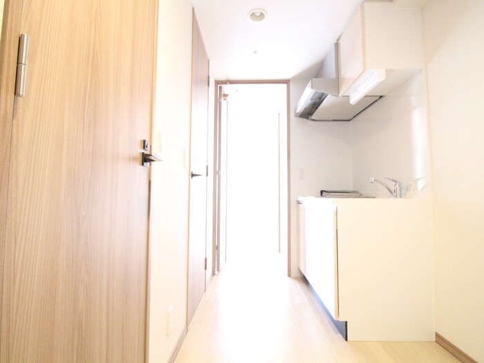 物件内観写真19　(廊下)