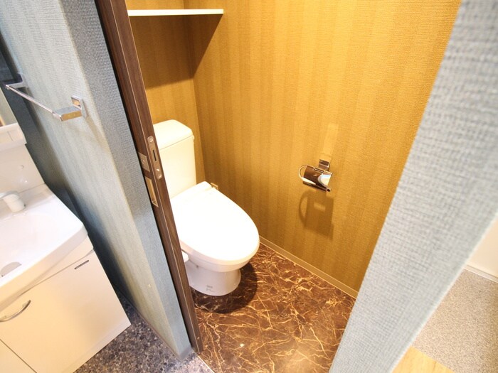 物件内観写真11　(トイレ)