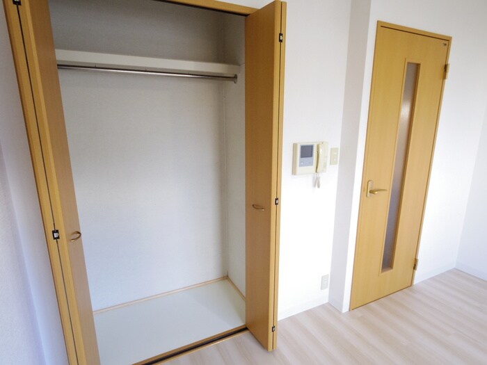 物件内観写真11　(収納)