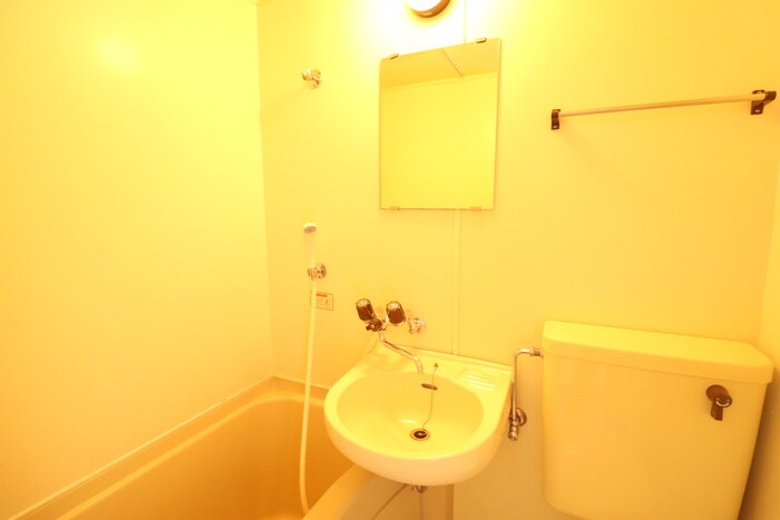 物件内観写真12　(洗面)