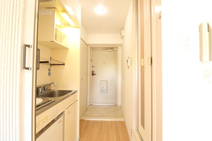 物件内観写真17　(廊下)