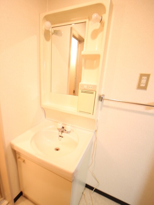 物件内観写真5　(洗面)
