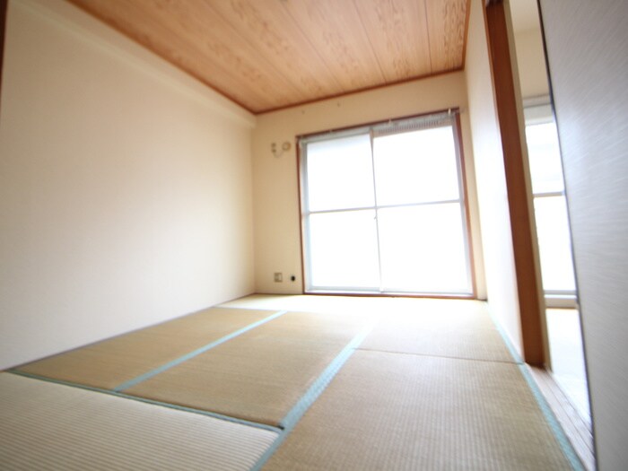 物件内観写真8　(居室)