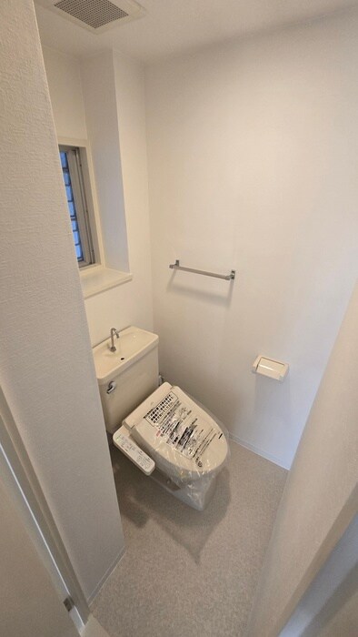 物件内観写真7　(トイレ)