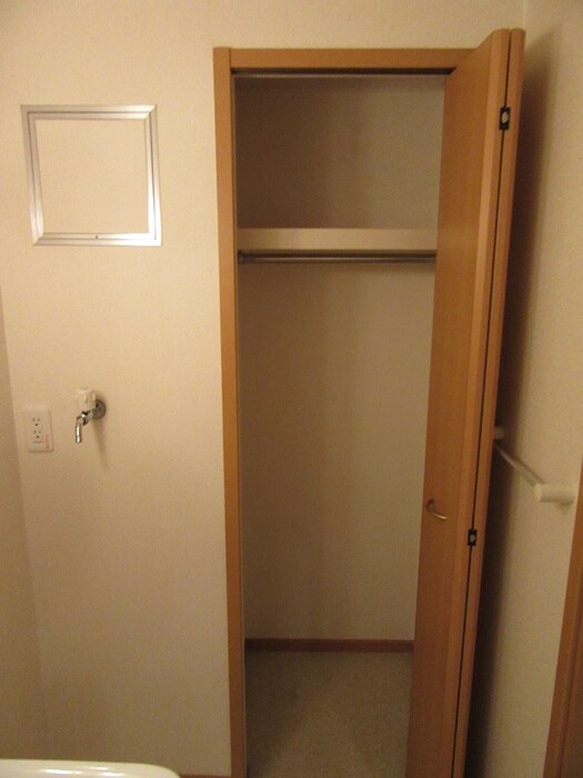 物件内観写真18　(収納)