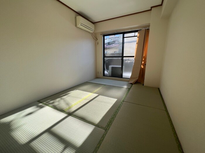 物件内観写真7　(居室)