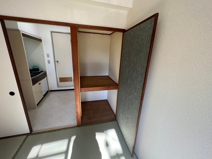 物件内観写真14　(収納)