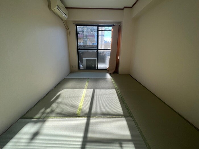 物件内観写真18　(居室)