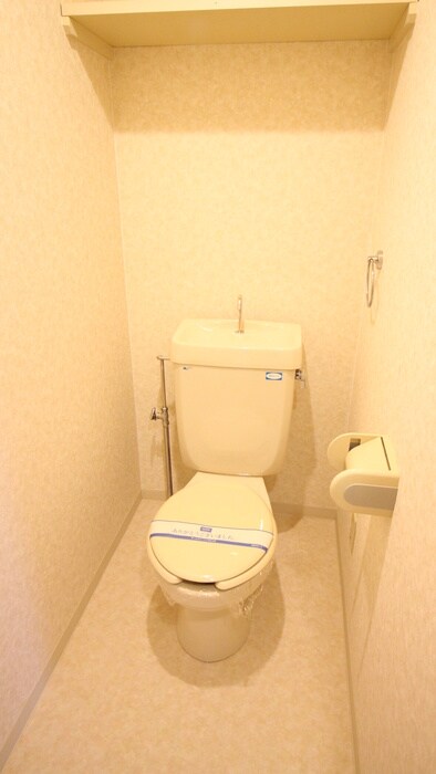 物件内観写真9　(トイレ)