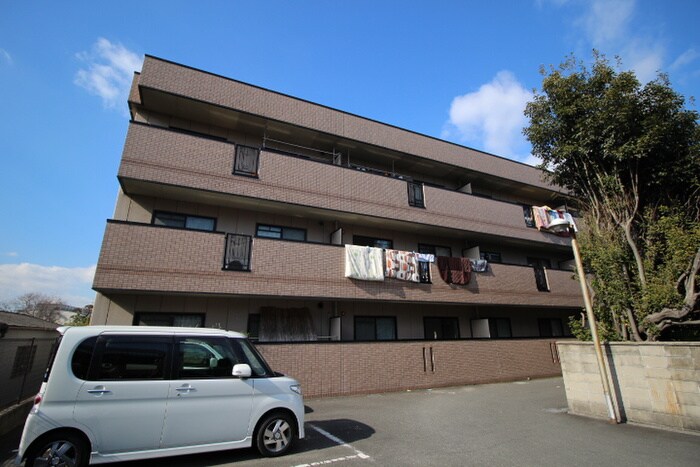 物件外観写真4　(駐車場)