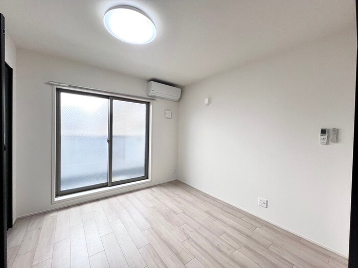 物件内観写真6　(居室)