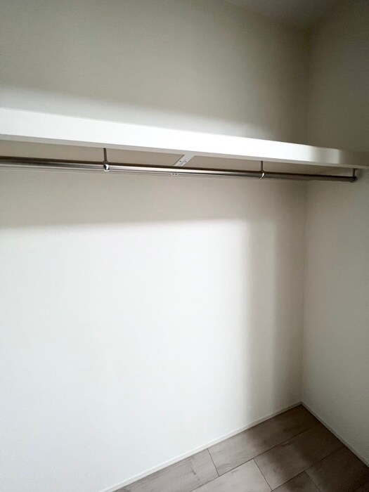 物件内観写真12　(収納)