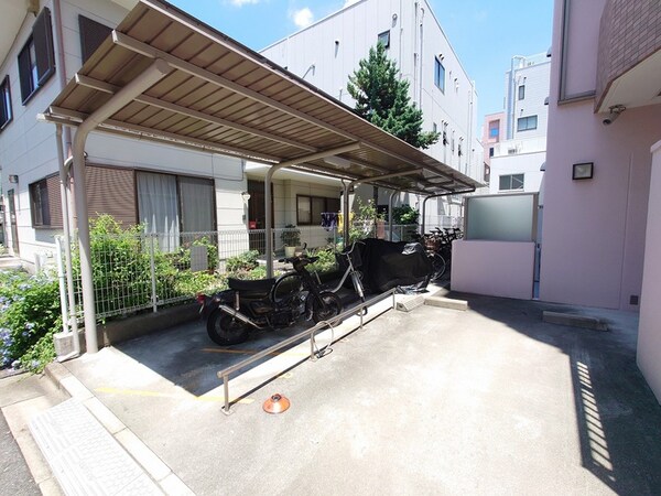 駐輪場