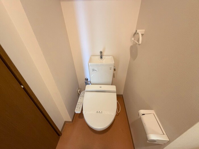 物件内観写真14　(トイレ)