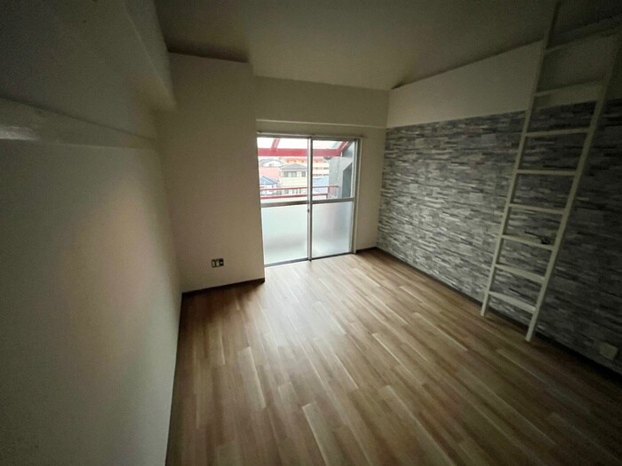 物件内観写真9　(居室)