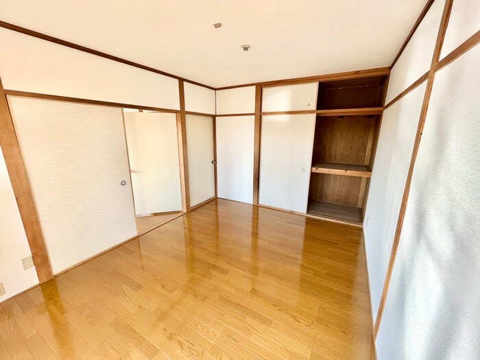 物件内観写真18　(居室)