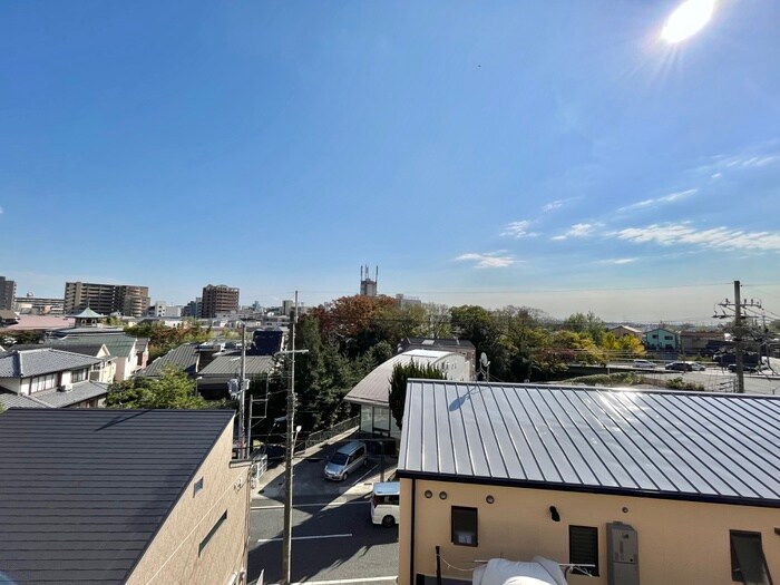 物件内観写真22　(室内からの展望)