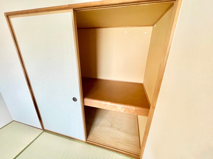 物件内観写真13　(収納)
