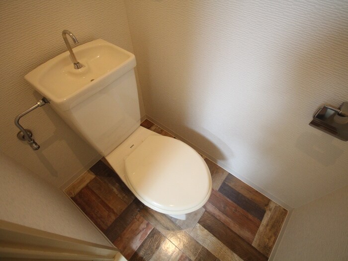 物件内観写真16　(トイレ)