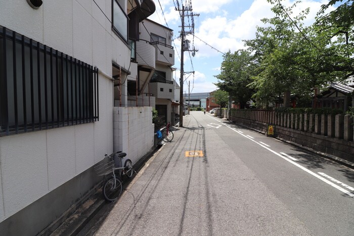 物件外観写真6　(周辺環境)