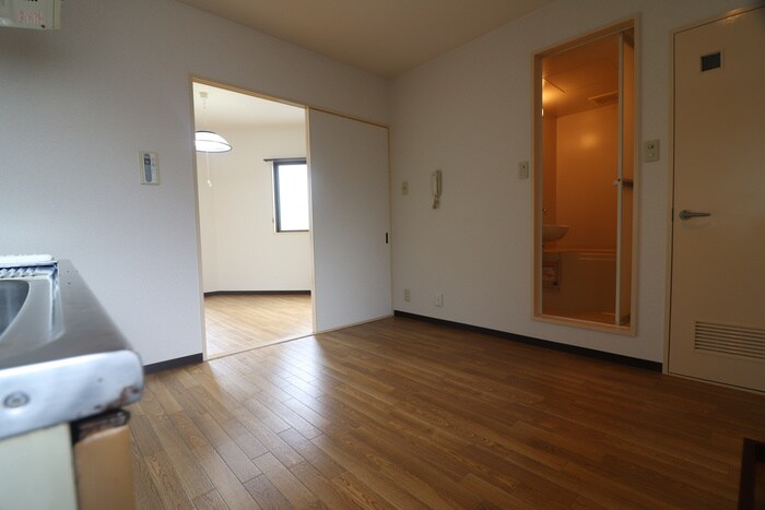 物件内観写真10　(居室)