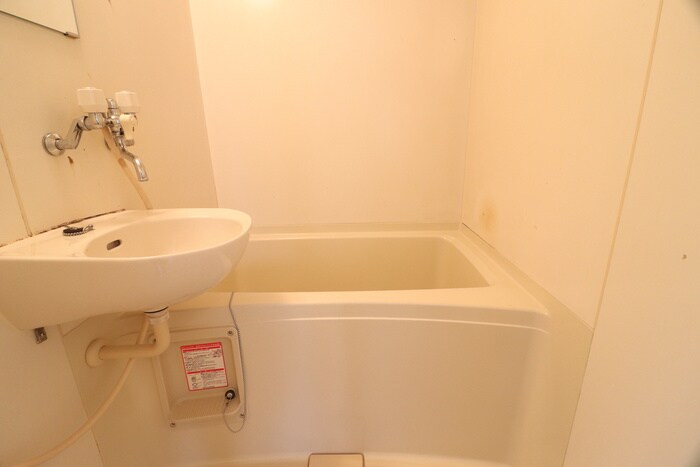 物件内観写真12　(バス／シャワールーム等)