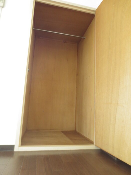 物件内観写真10　(収納)