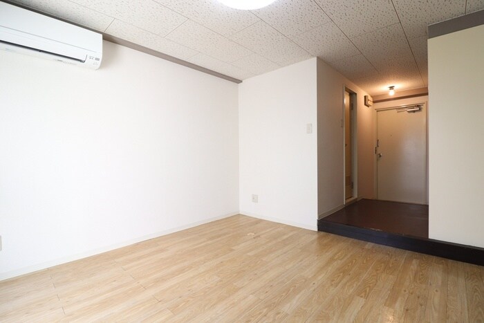 物件内観写真18　(居室)