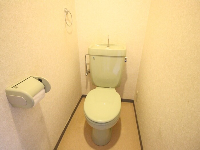 物件内観写真12　(トイレ)