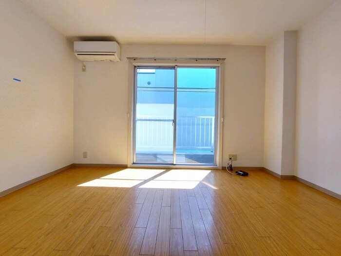 物件内観写真11　(居室)