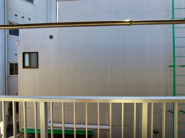 物件内観写真21　(室内からの展望)