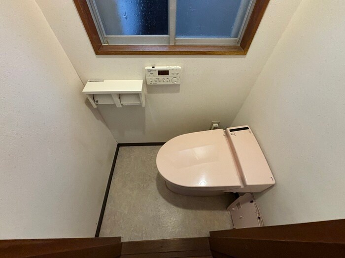 物件内観写真11　(トイレ)