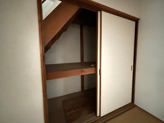 物件内観写真16　(収納)