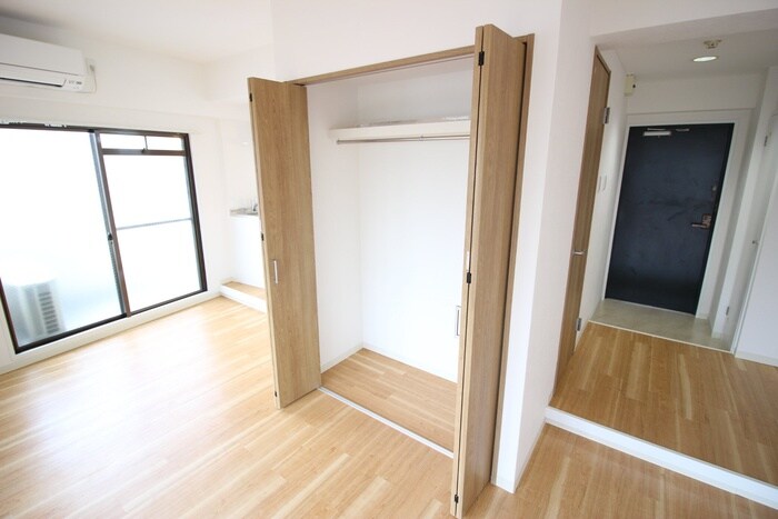 物件内観写真6　(収納)