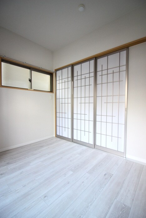 物件内観写真15　(居室)