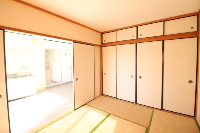 物件内観写真19　(居室)