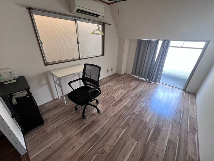 物件内観写真8　(居室)