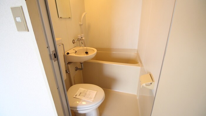 物件内観写真11　(トイレ)