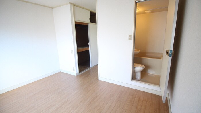 物件内観写真22　(居室)