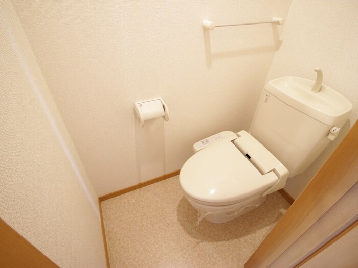 物件内観写真10　(トイレ)