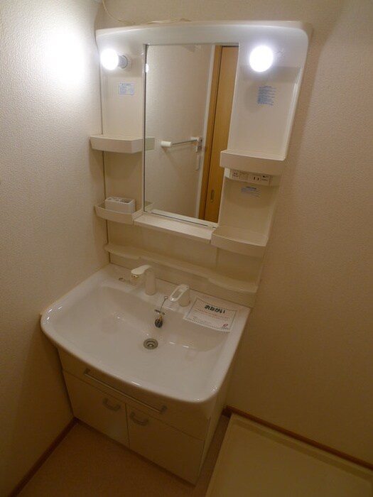 物件内観写真11　(洗面)