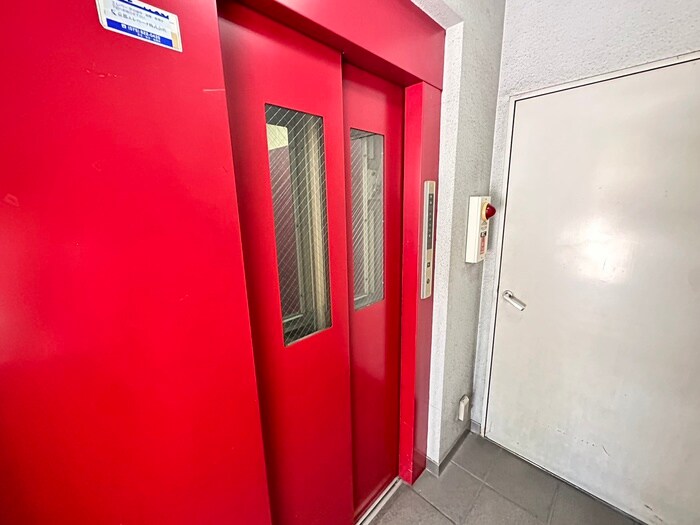 物件外観写真6　(建物設備)