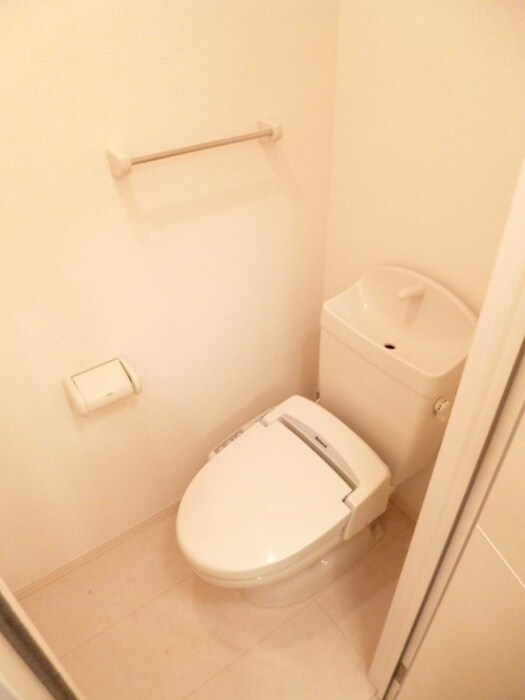 物件内観写真13　(トイレ)