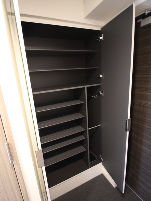 物件内観写真13　(靴箱)